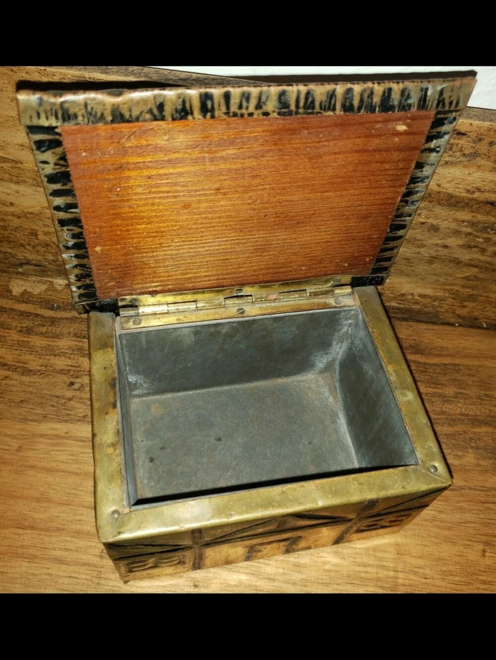 Vintage Linton Tea ChestHand Crafted & Made In England
